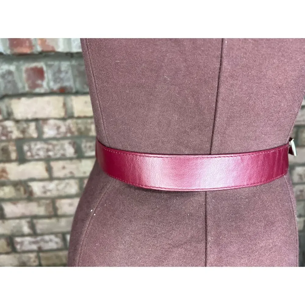belt oval rippled buckle maroon burgundy wine silver vintage